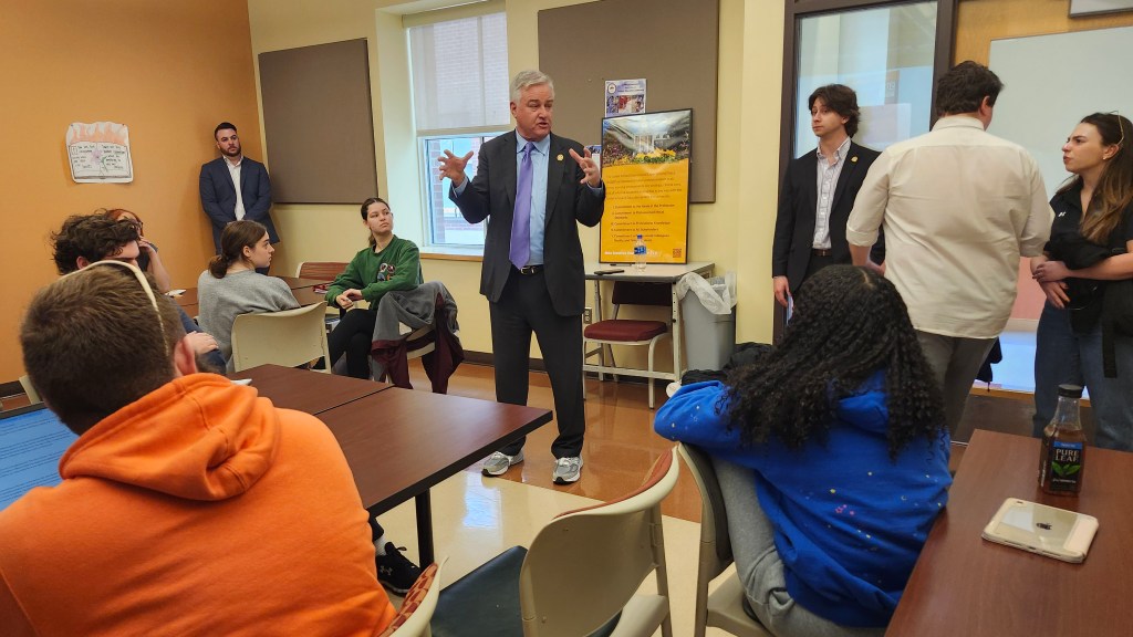 David Trone avoids questions and repels attendees in flopped college campaign&nbsp;stop