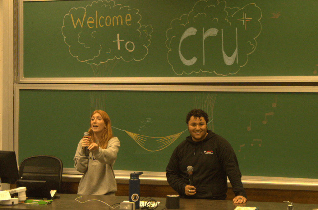 Cru strengthens relationship with God through Prayer & Worship night on&nbsp;campus