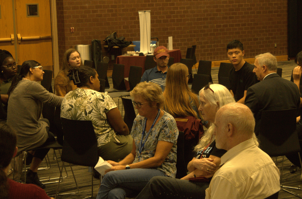 Free speech concerns spark faculty discourse at&nbsp;SU